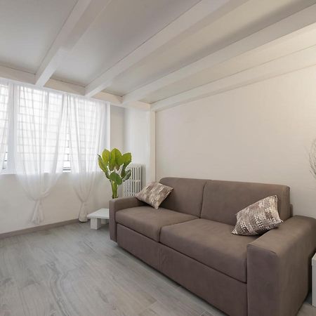 I Host Apartment - Neera 22 มิลาน ภายนอก รูปภาพ