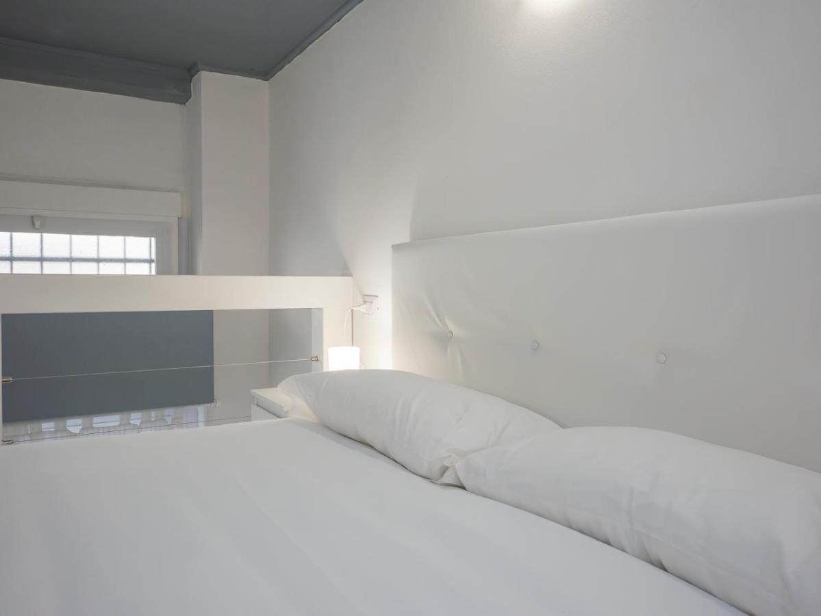 I Host Apartment - Neera 22 มิลาน ภายนอก รูปภาพ