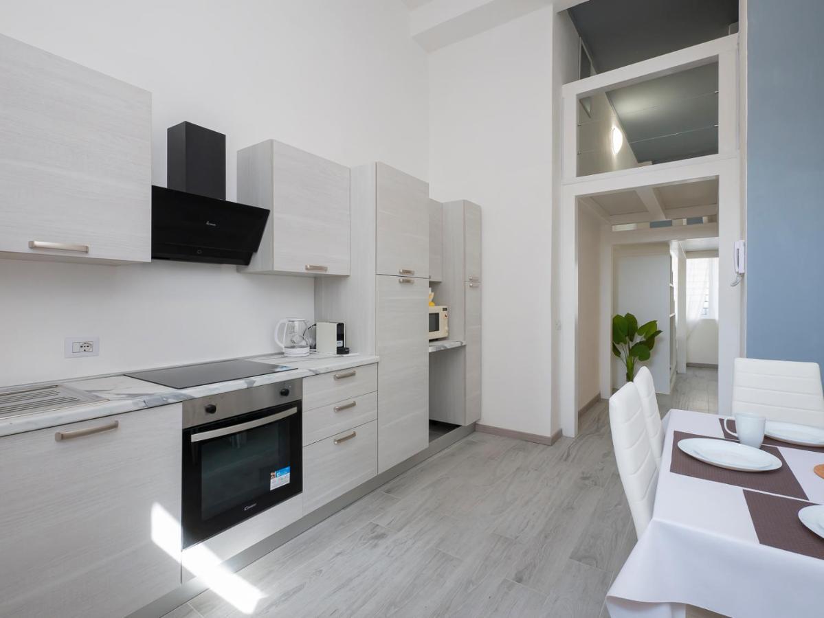 I Host Apartment - Neera 22 มิลาน ภายนอก รูปภาพ