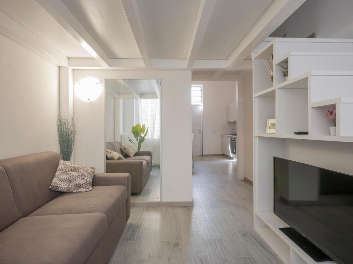 I Host Apartment - Neera 22 มิลาน ภายนอก รูปภาพ